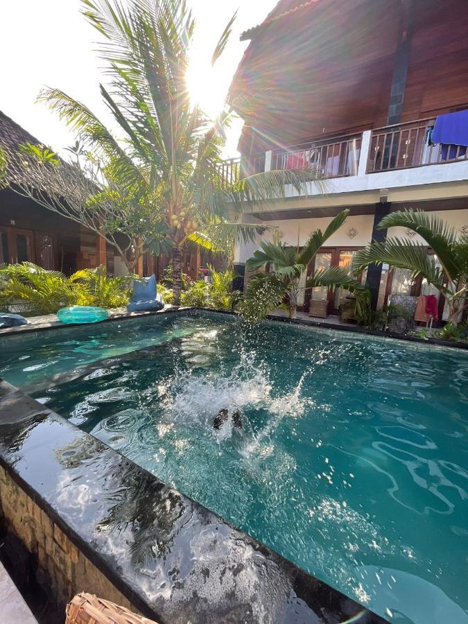 Swara Homestay 2 レンボンガン島 エクステリア 写真