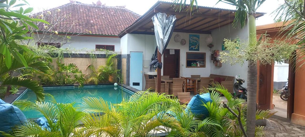 Swara Homestay 2 レンボンガン島 エクステリア 写真