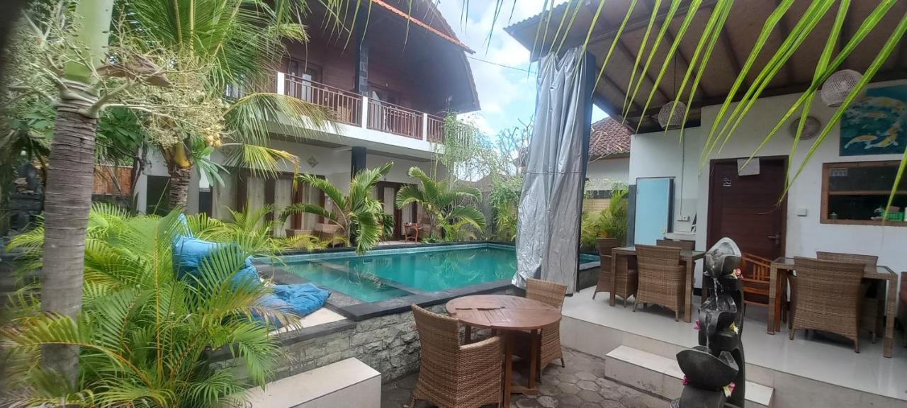 Swara Homestay 2 レンボンガン島 エクステリア 写真