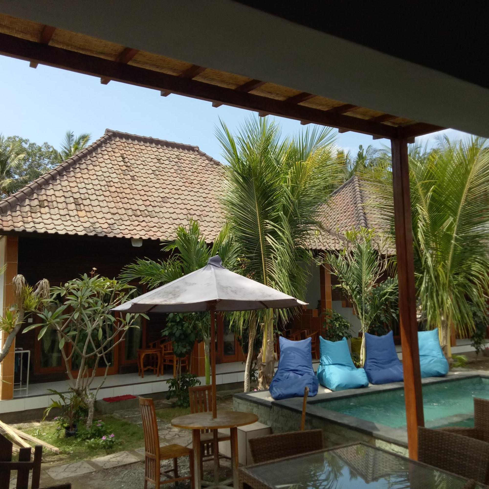Swara Homestay 2 レンボンガン島 エクステリア 写真