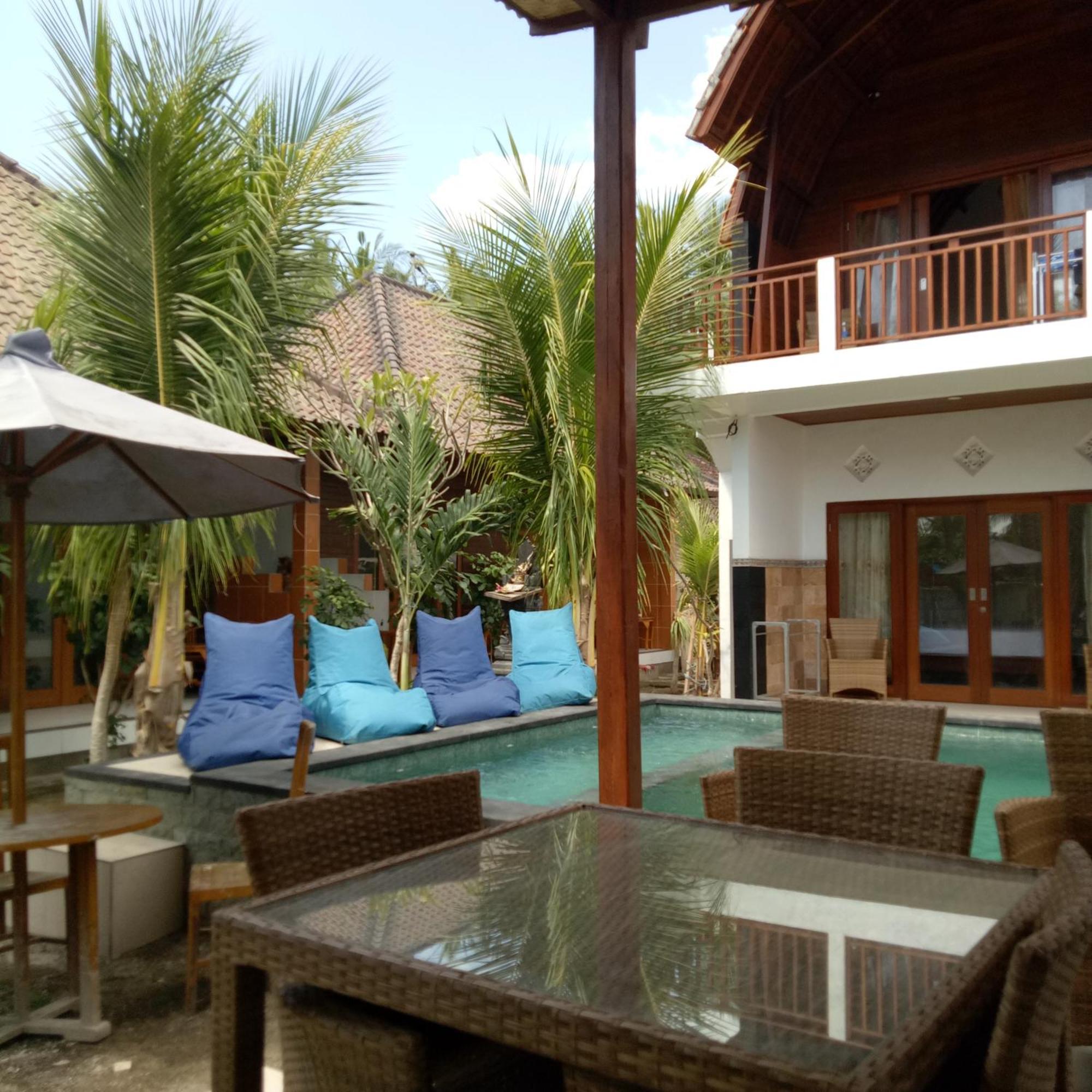 Swara Homestay 2 レンボンガン島 エクステリア 写真