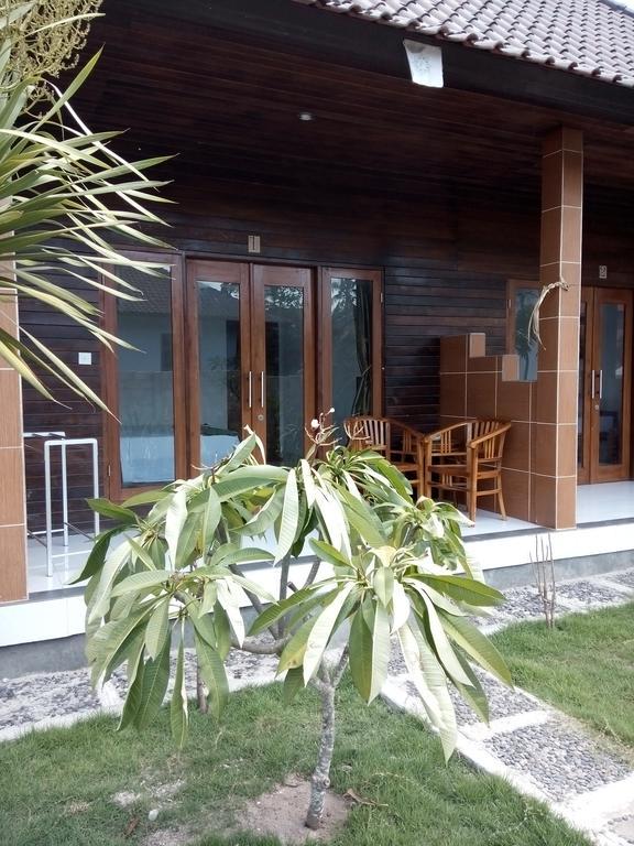 Swara Homestay 2 レンボンガン島 エクステリア 写真