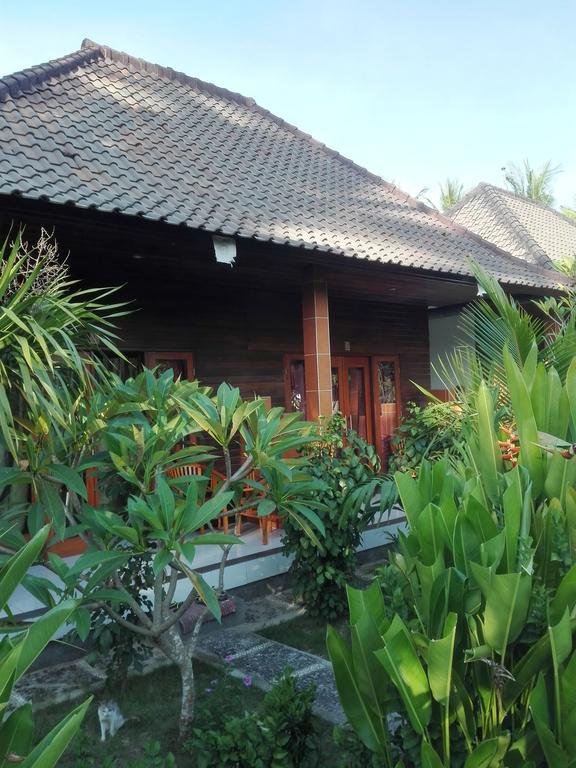 Swara Homestay 2 レンボンガン島 エクステリア 写真