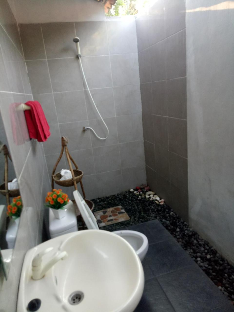 Swara Homestay 2 レンボンガン島 部屋 写真