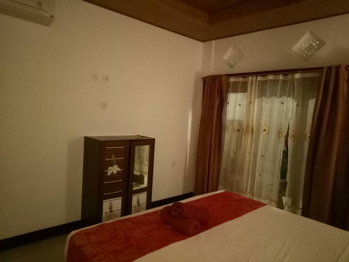Swara Homestay 2 レンボンガン島 エクステリア 写真